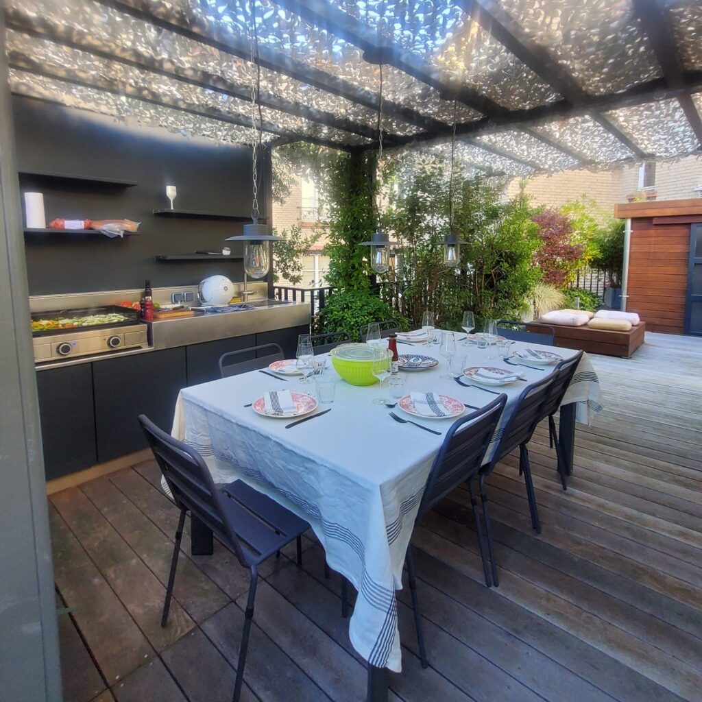 Cuisine d'été sous pergola